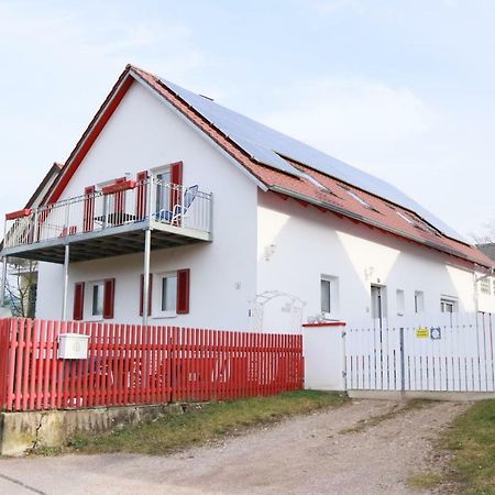La Toskana Apartment Ihr Rueckzugsort Am Regen Zeitlarn Exterior foto